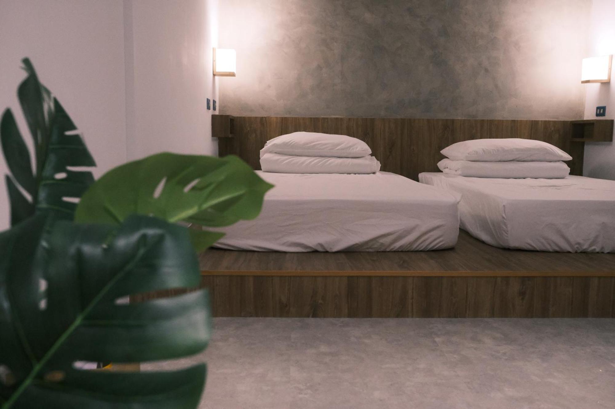 G.O.A.T Hostel Hualien Extérieur photo